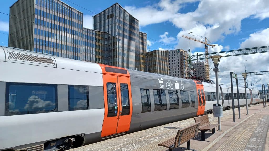 VR Öresundståg minskar personalstyrkan – 22 lokförare och 4 tågvärdar berörs