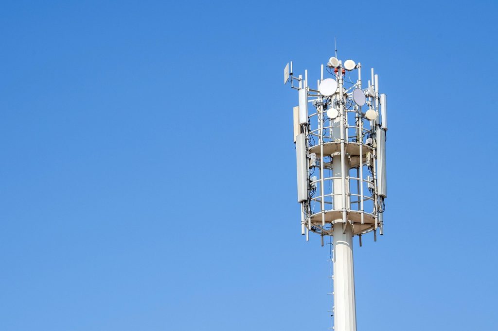 Telenor köper Bahnhof – stor försäljning av aktier