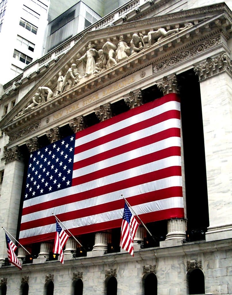 Wall Street pressas av räntor och Brent över 90 dollar